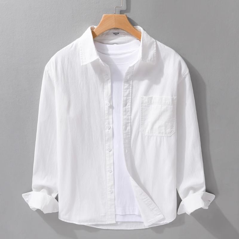 Camicia semplice in tinta unita, cappotto casual artistico