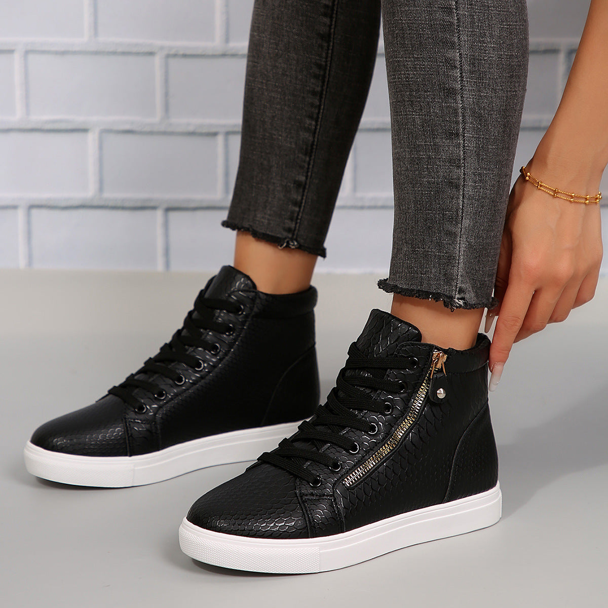 Plus Size Women's Platform Lace-up High-top Casual Flat Skateboard Shoes