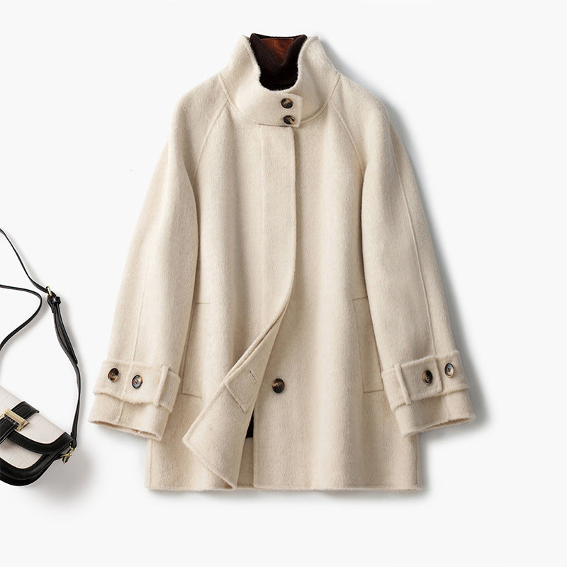 Cappotto di lana snellente a vita media in cashmere double-face da donna