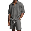 Completo da uomo con pantaloncini e cerniera a maniche corte