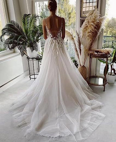 Abito da sposa da donna con pizzo e scollo sulla schiena