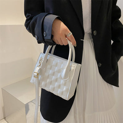 Western Style Small Square Bag Elegant Retro Fashion Shoulder Crossbody