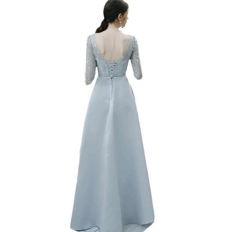 Abito da sera elegante da donna per banchetto