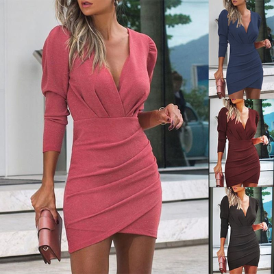 Vestito da donna sottile a maniche lunghe in tinta unita