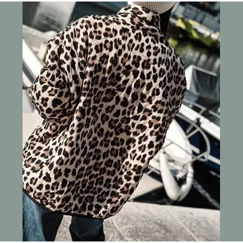 Cappotto da donna con risvolto, ampio e caldo, con stampa leopardata vintage
