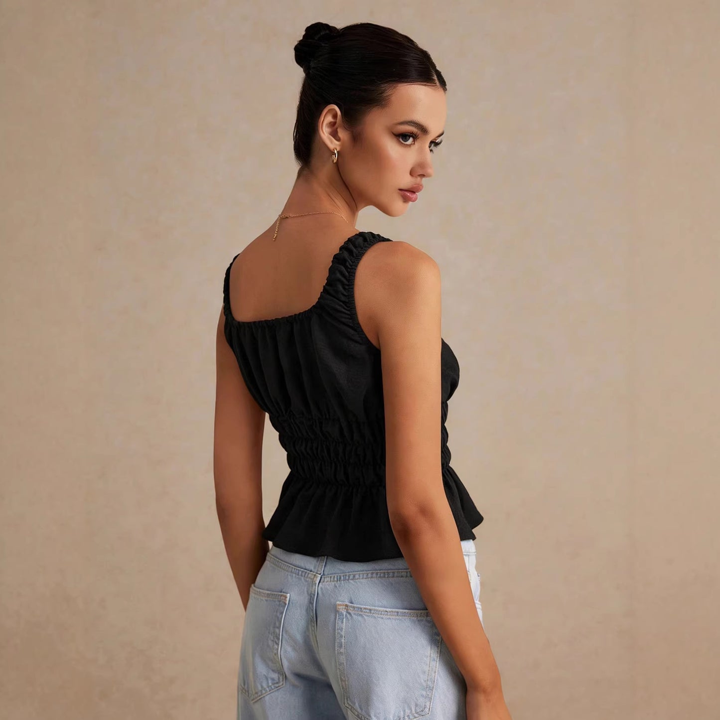 Canotta da donna con scollo quadrato, arricciatura e coulisse, che modella la vita e snellisce la figura