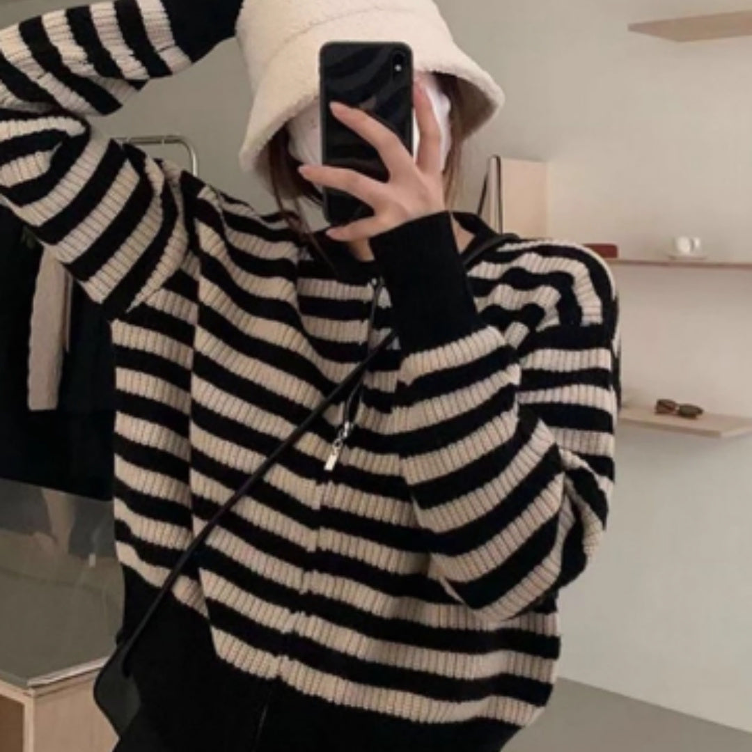 Women's Spring And Autumn Short Striped Knitted Bottoming Sweater