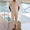 Completo da uomo con camicia casual a tinta unita con risvolto e pantaloni