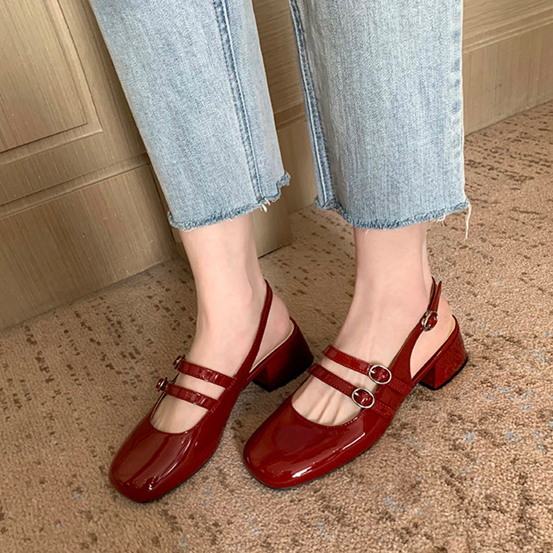 Sandali da donna retrò alla moda con punta quadrata e doppio cinturino