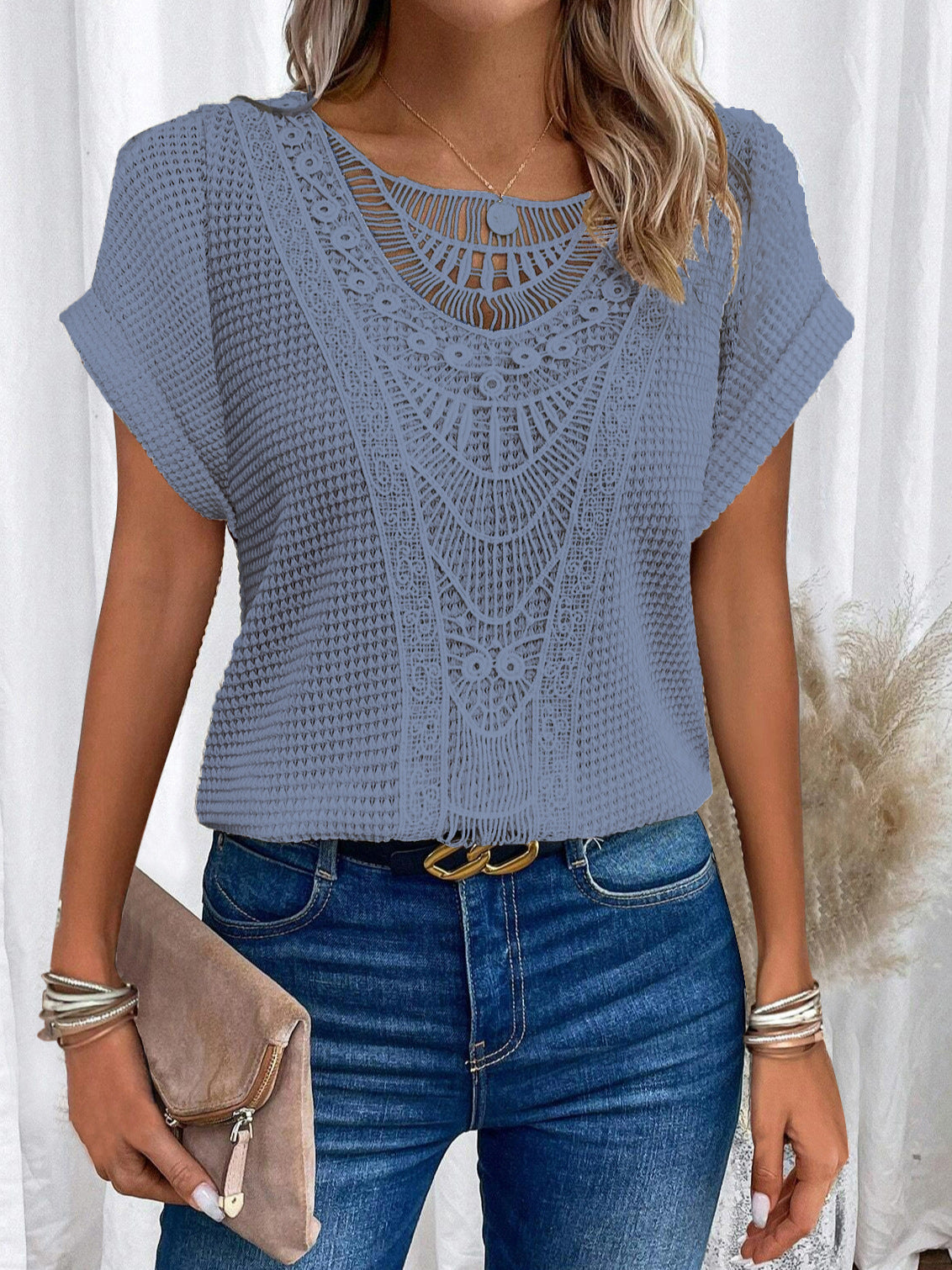 T-shirt a maniche corte taglie forti con patchwork di pizzo traforato, sito indipendente, transfrontaliero