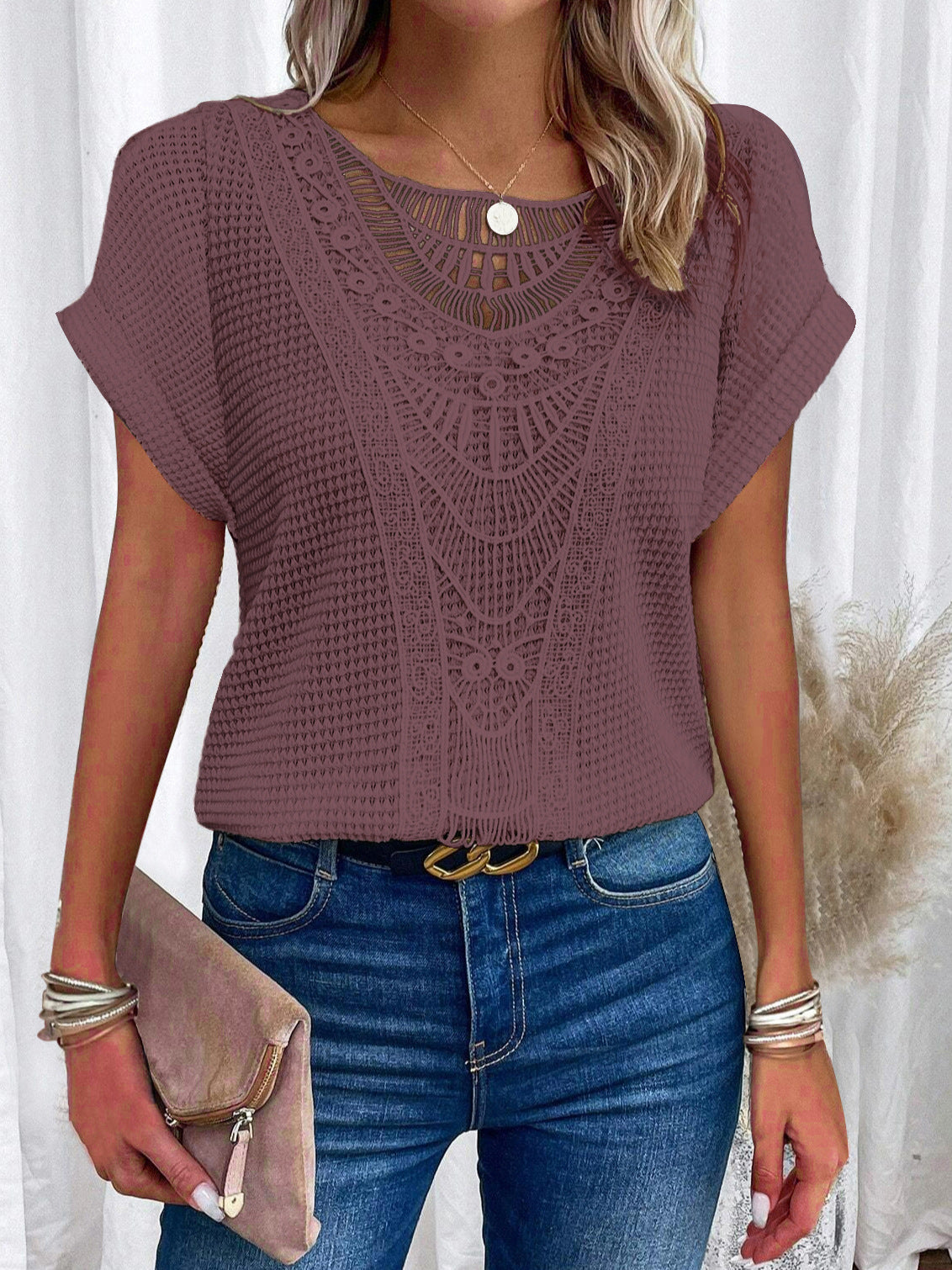 T-shirt a maniche corte taglie forti con patchwork di pizzo traforato, sito indipendente, transfrontaliero