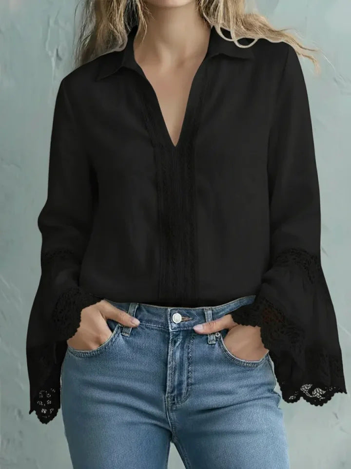 Elegante blusa di cotone con finiture in pizzo e modello pullover