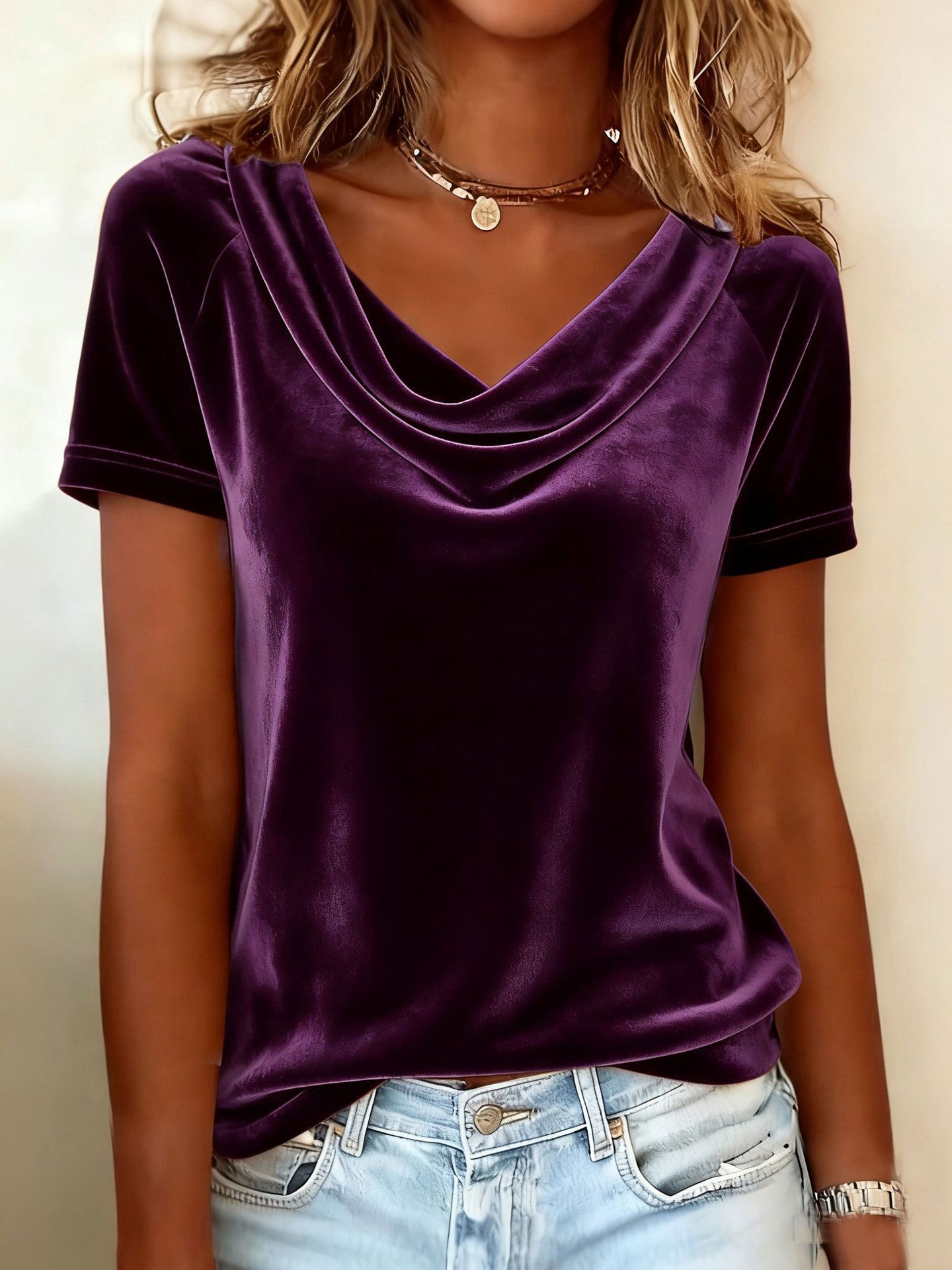Nuova T-shirt in velluto sexy a maniche corte, girocollo, tinta unita