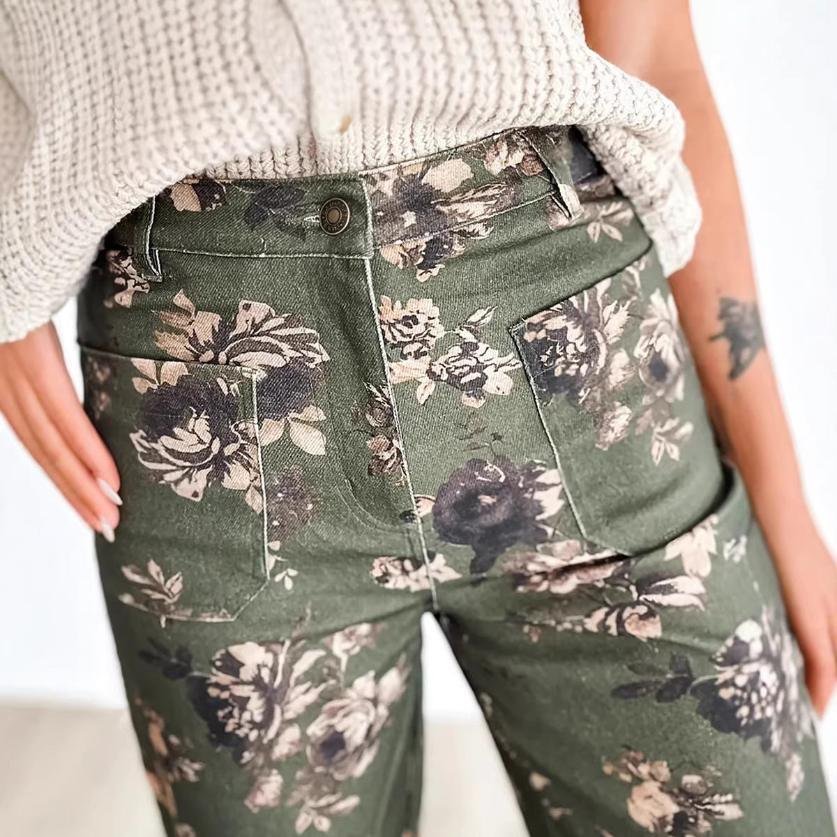 Womens Fashionable Retro Floral Print Jeans