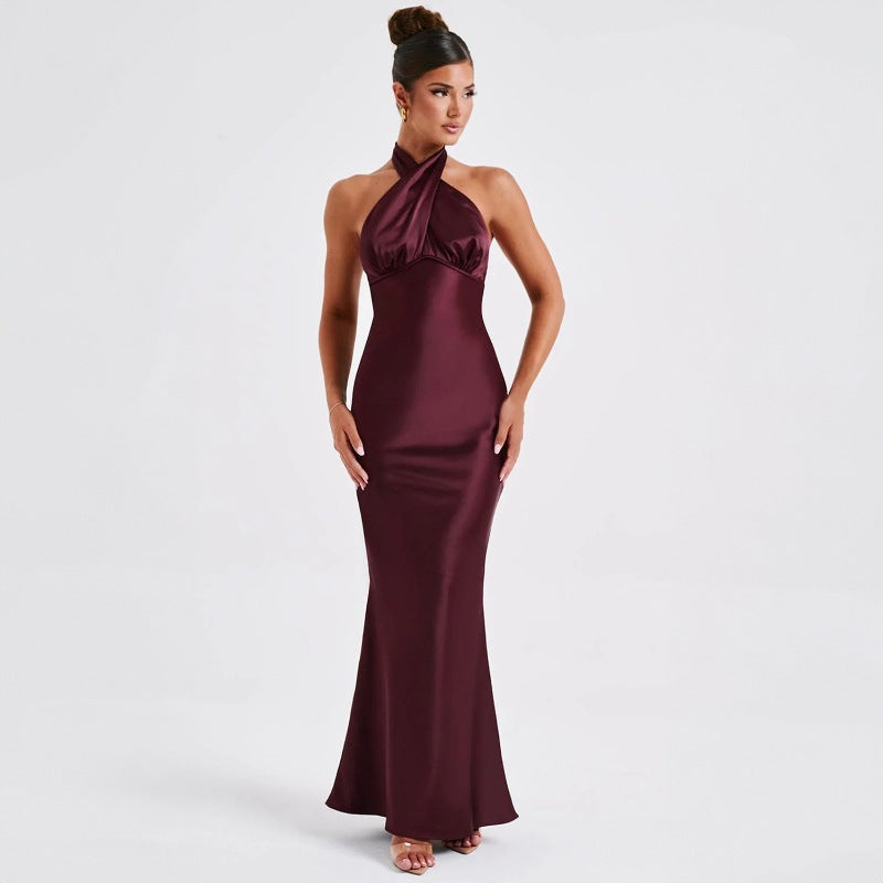 Abito estivo elegante senza maniche e senza schienale