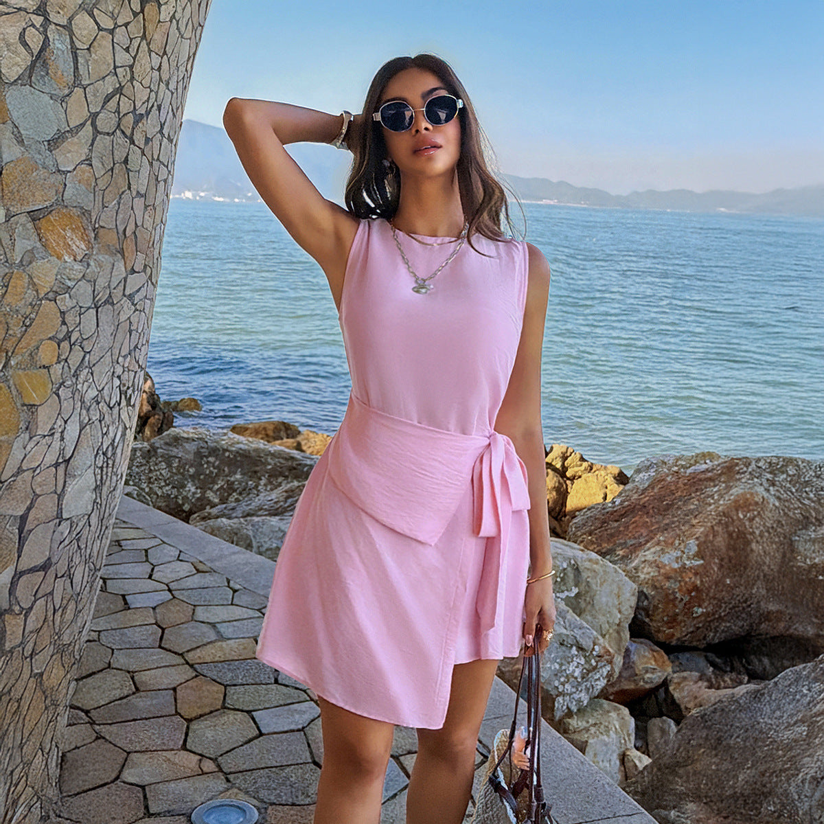 Solid-color Strap Dress For Leisure And Vacation