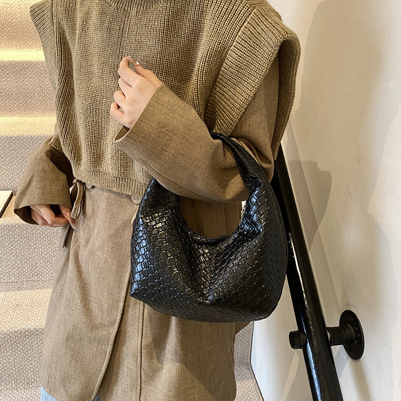 Women's Fashionable Stylish Casual New Moon Bag