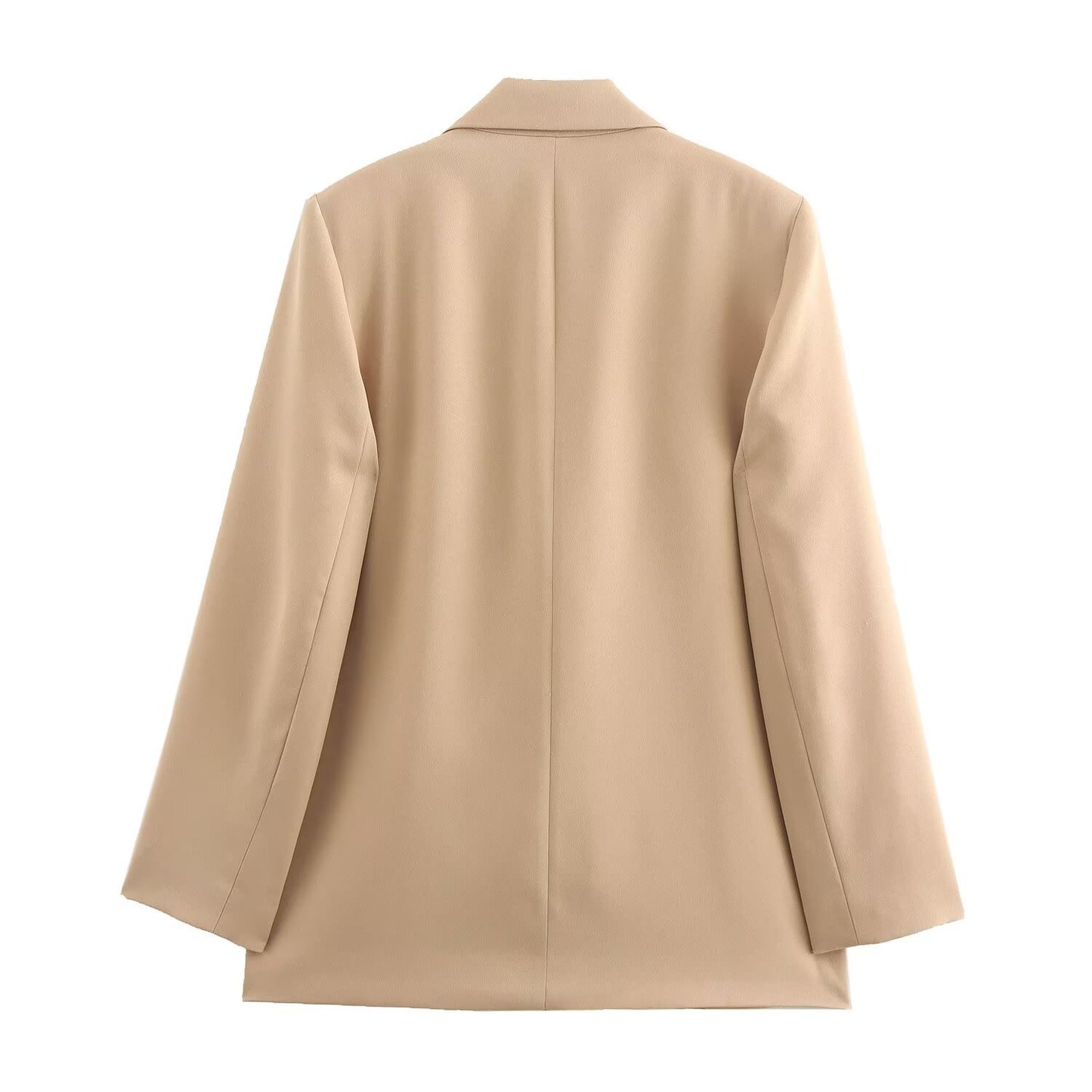 Il blazer casual a maniche lunghe è realizzato in un tessuto satinato simile alla seta