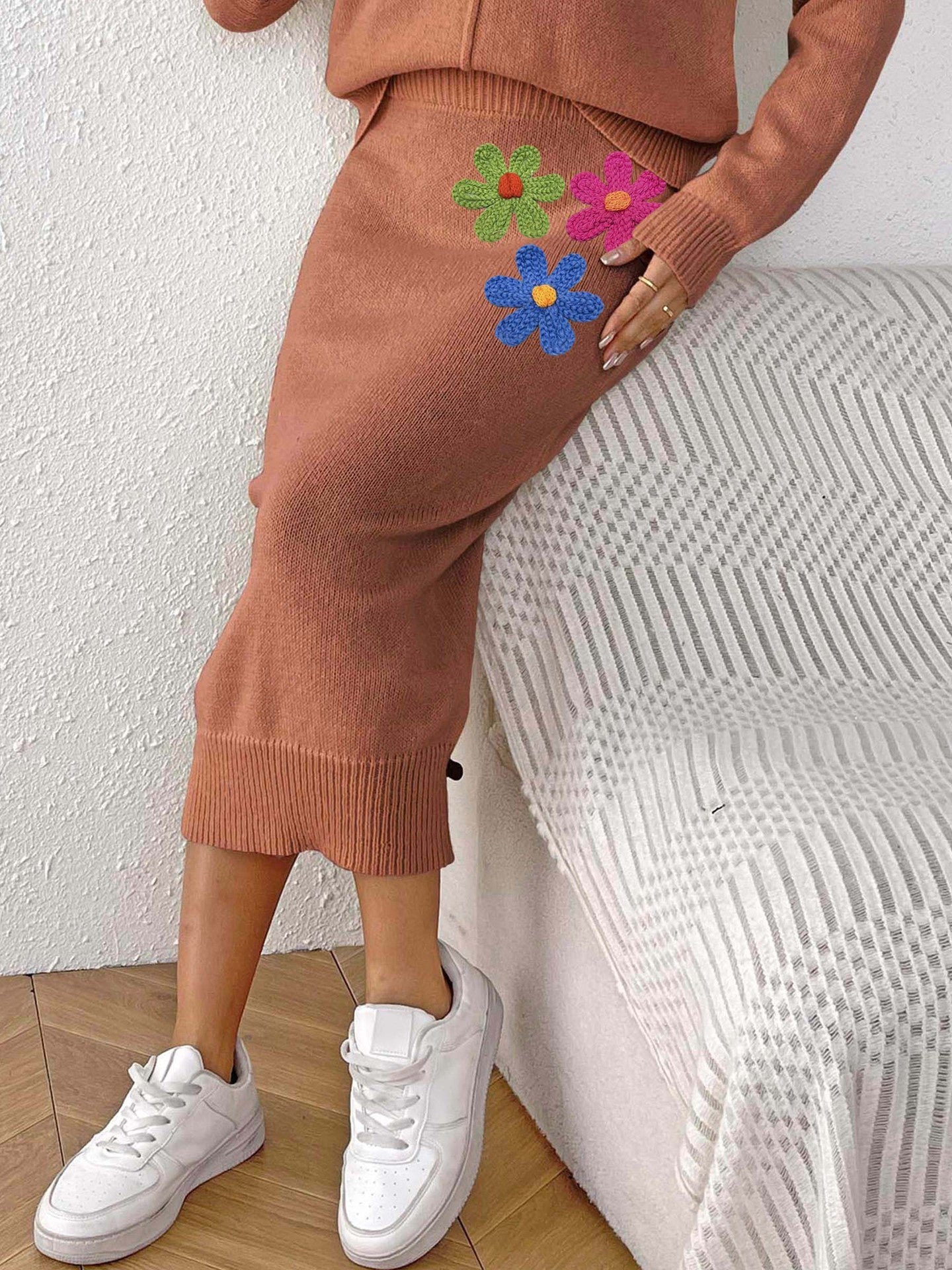 Women's Mid-length Elegant Embroidered Three-dimensional Flower Stitching Skirt