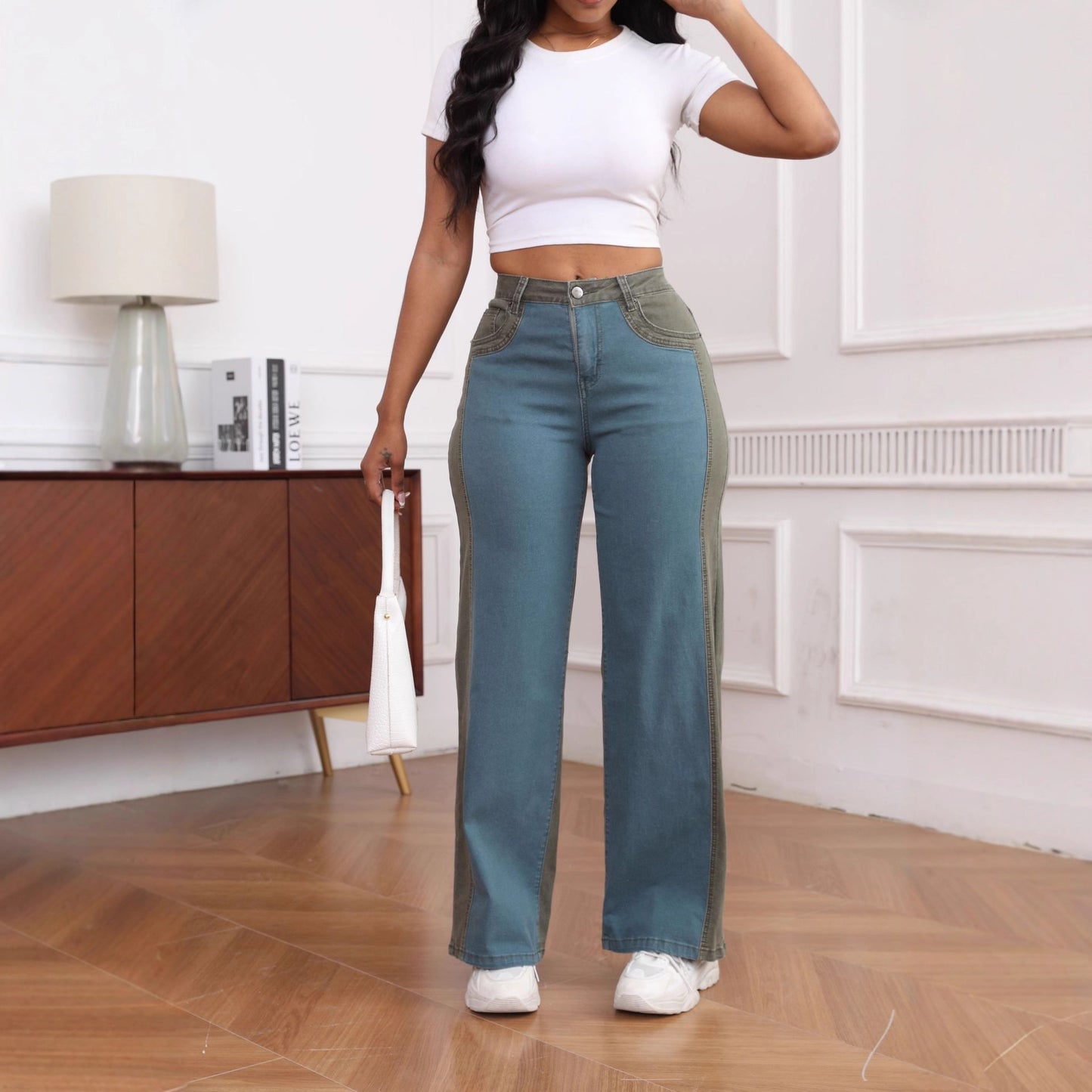Pantaloni da donna in denim elasticizzato slim-fit a gamba larga con inserti a pannello