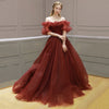 Abito da ballo da principessa lungo in tulle rosso a spalle scoperte