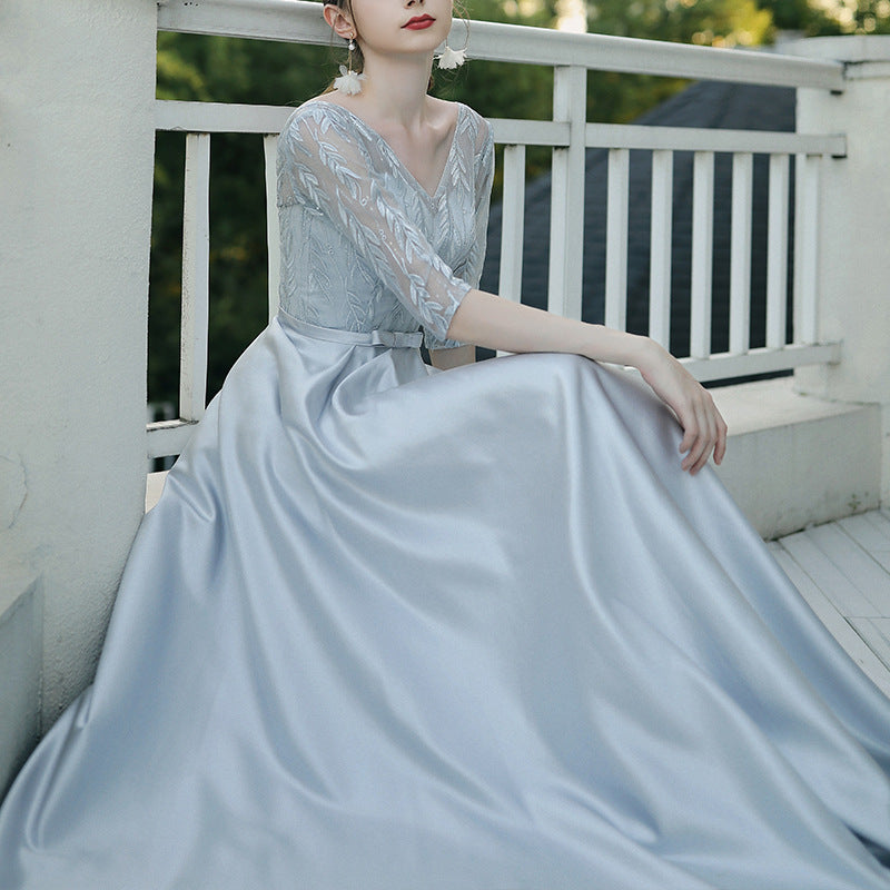Abito da sera elegante da donna per banchetto