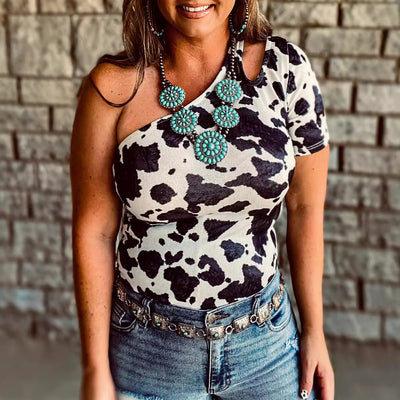 Womens Leopard-Print Short-Sleeve Off-Shoulder Top With A Crew Neck