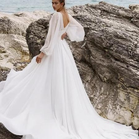 Abito da sposa a vita alta taglie forti profondo scollo a V a maniche lunghe con spacco alto e schiena scoperta in stile europeo e americano