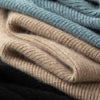 Maglione da uomo in cashmere con motivo a lingotti larghi e a contrasto