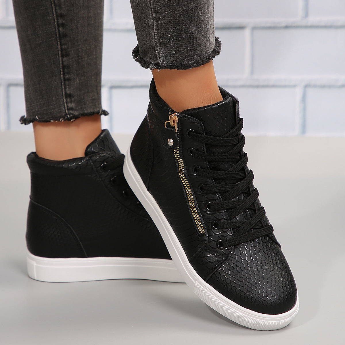 Plus Size Women's Platform Lace-up High-top Casual Flat Skateboard Shoes