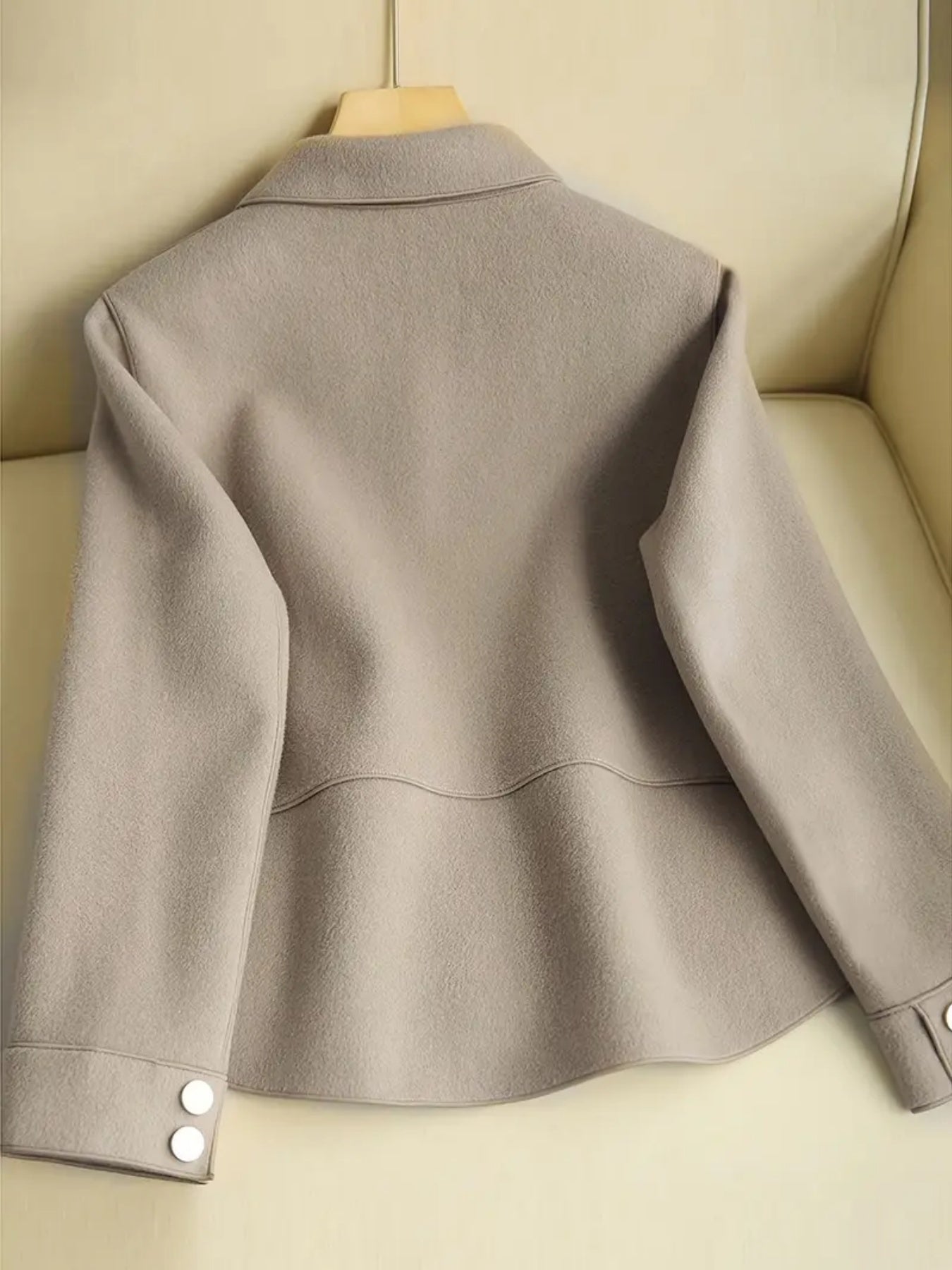 2025 New European And American Fashion Simple Women's Single Breasted High Texture Short Top