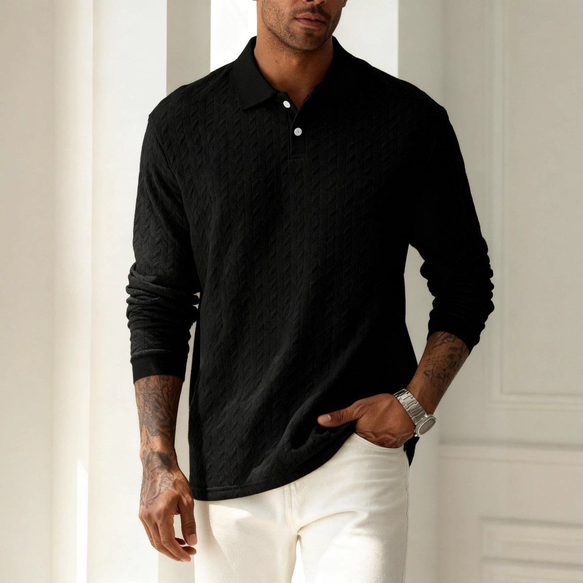 Maglia versatile da uomo a maniche lunghe con abbottonatura sul davanti e risvolto a tinta unita