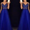 Abito lungo elegante blu in chiffon con perline e schiena scoperta a pois
