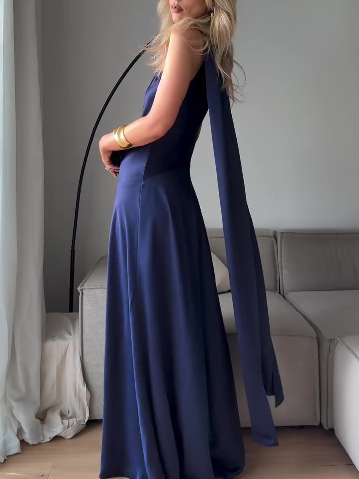 Vestito lungo in raso blu royal senza maniche