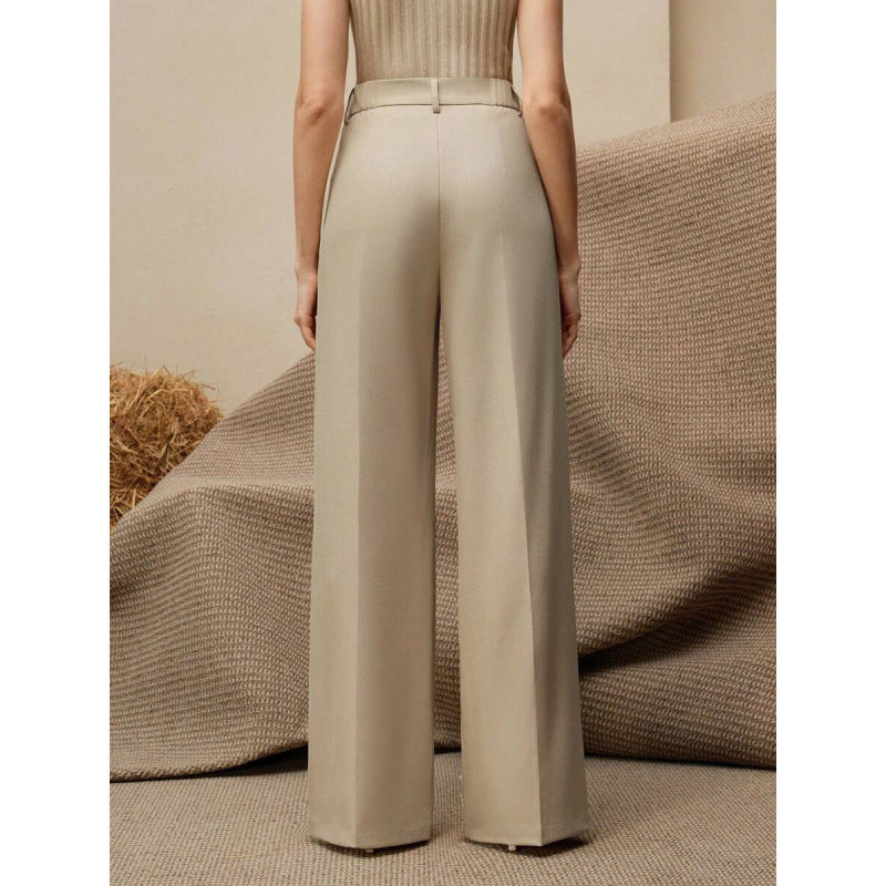 Pantaloni eleganti a pieghe da donna con una tasca alla moda impreziosita da perle