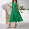 Solid-color Dress With A V-neck For An Elegant Sophisticated Look