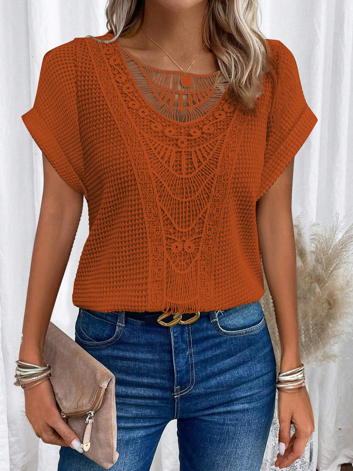 T-shirt a maniche corte taglie forti con patchwork di pizzo traforato, sito indipendente, transfrontaliero