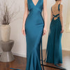 Abito da sposa blu lago senza schienale con spalline sottili