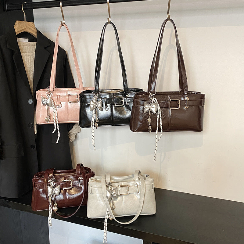 Borsa a tracolla da ascella con texture Commuter