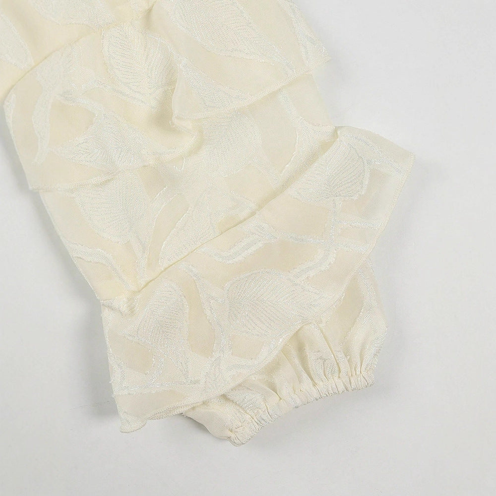 Cardigan in pizzo arricciato in stile francese con maniche svasate e dettaglio da annodare