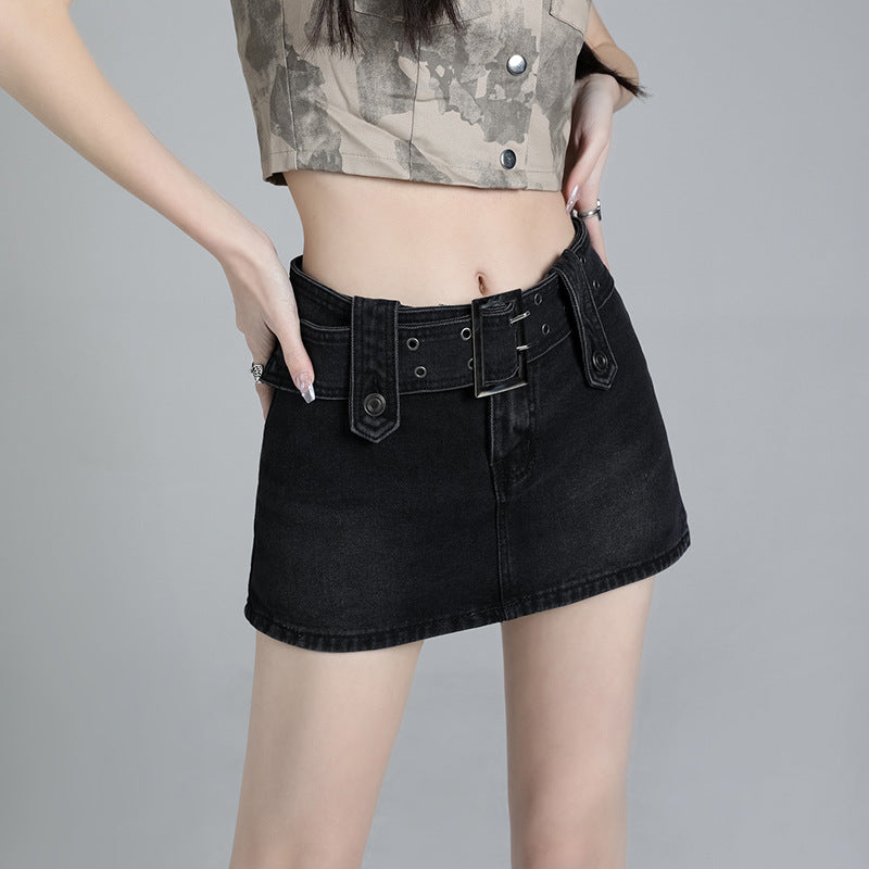 Gonna in denim blu da donna foderata a vita alta, a linea ad A, che esalta la figura, in stile vintage