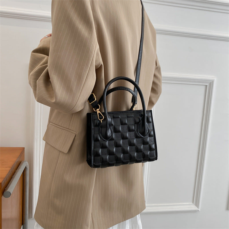 Western Style Small Square Bag Elegant Retro Fashion Shoulder Crossbody