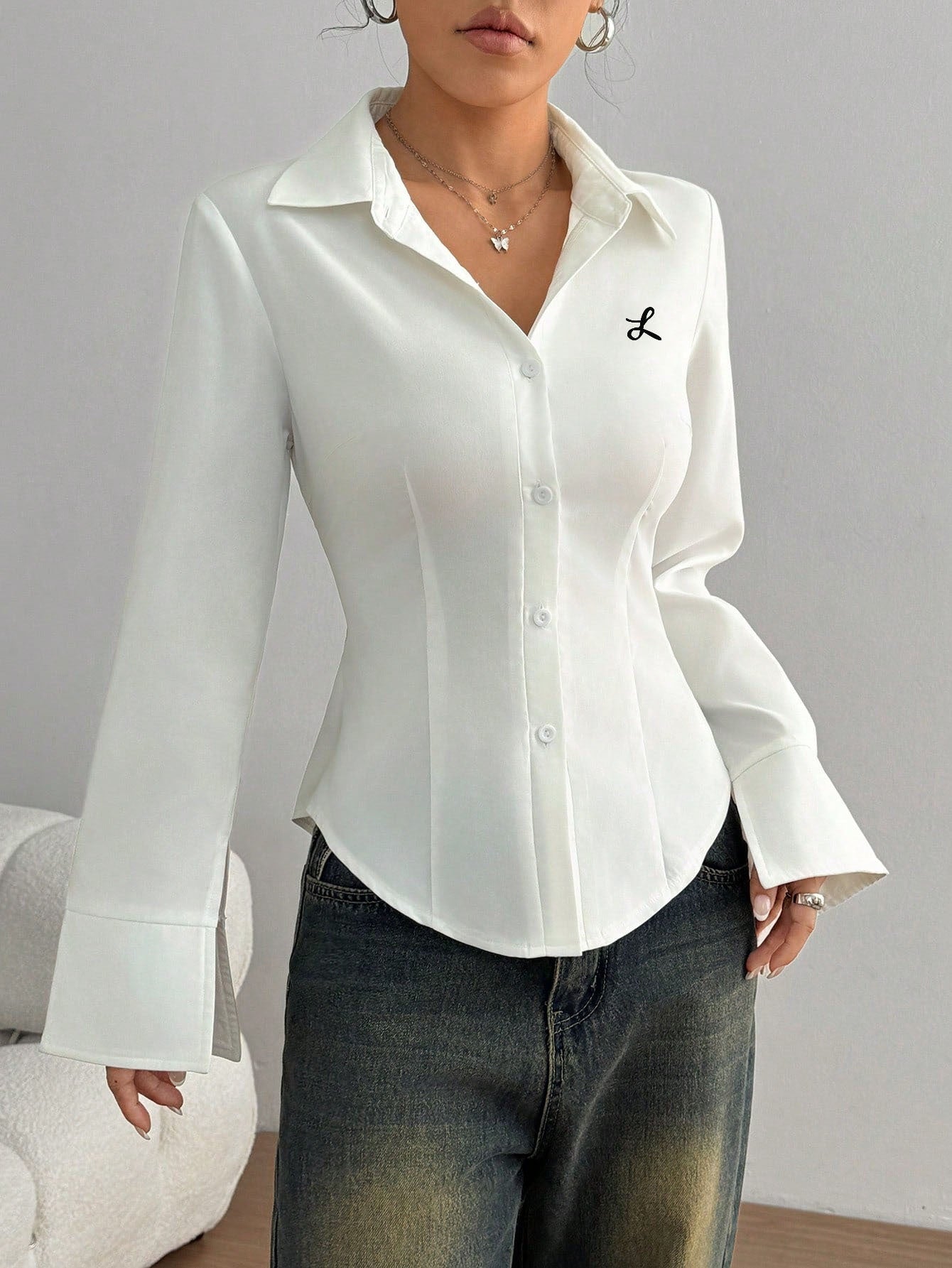 Stylish Minimalist Slim Fit Design For Women With Long Sleeves