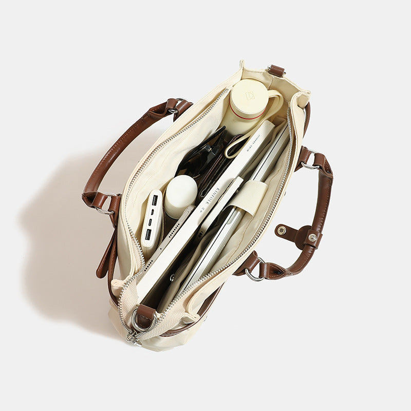 Borsa a tracolla in nylon semplice e capiente da donna