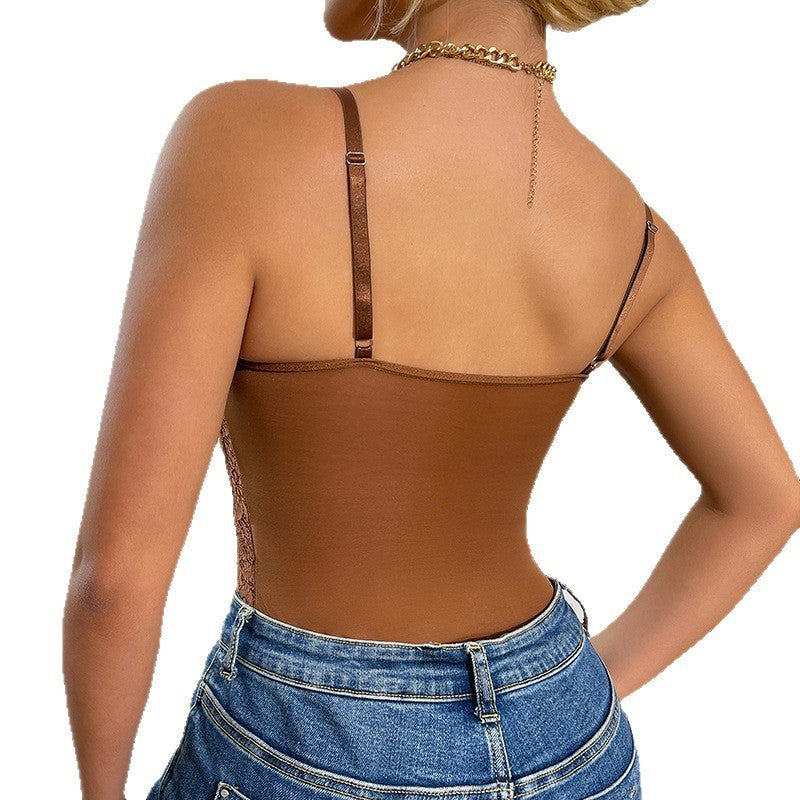 Tuta sexy con bretelle interne e cuciture in pizzo