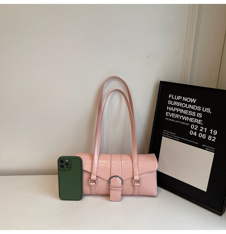 Nuova borsa a tracolla semplice e versatile alla moda da portare sottobraccio