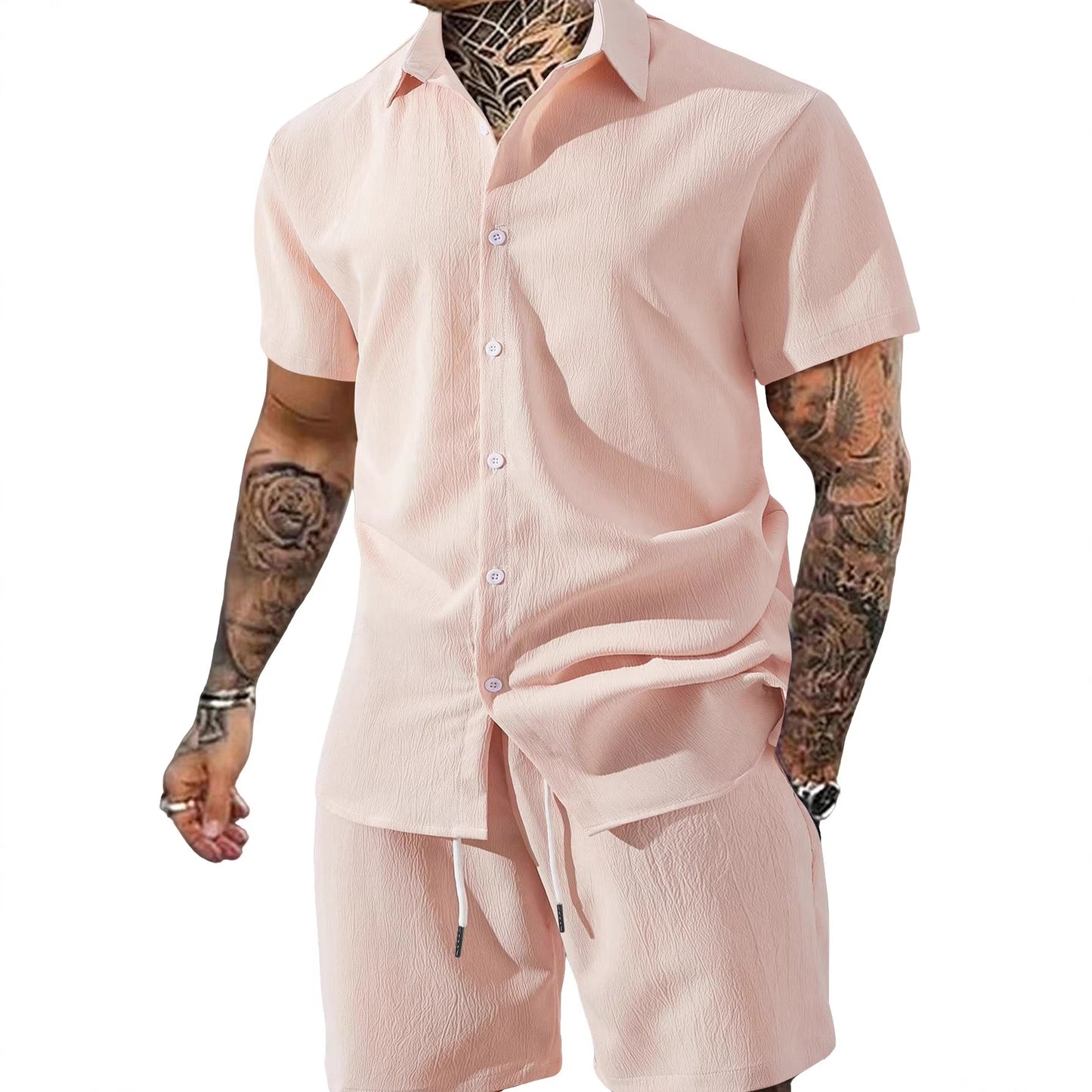 Completo da uomo tinta unita con camicia a maniche corte con risvolto e pantaloncini