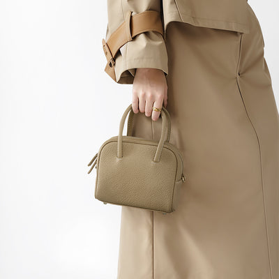 Borsa a tracolla da donna, in pelle di vacchetta, coordinata, primo strato