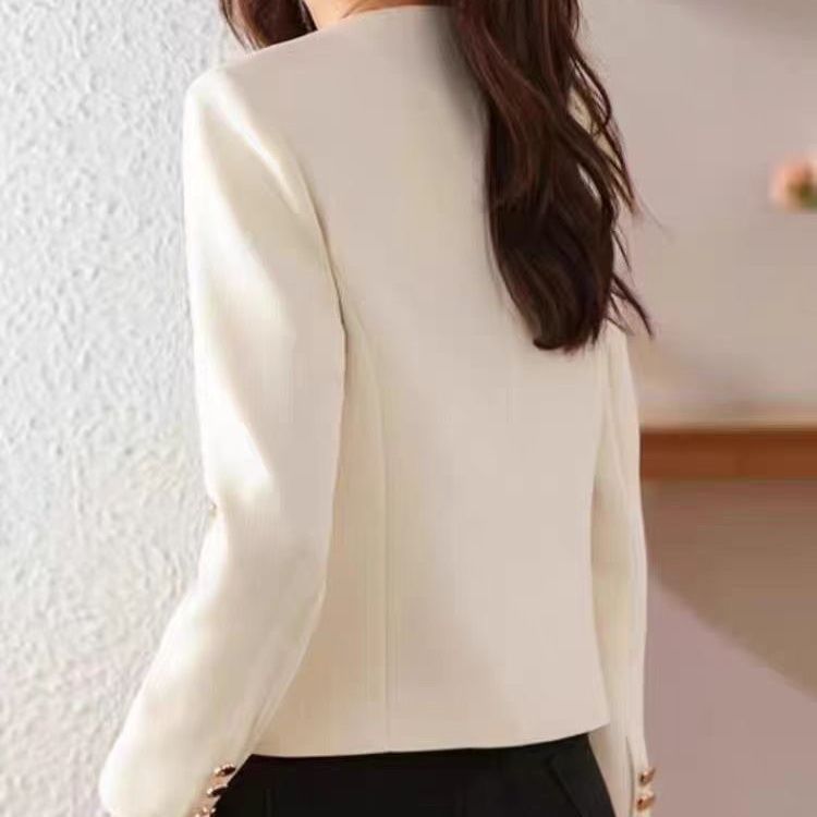 Giacca casual corta da donna con scollo rotondo