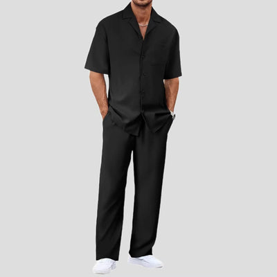 Abito casual alla moda con bavero e maniche corte